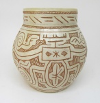 Vaso Marajoara assinado Jaco Icoaraci anos 80,  18x19 cm base 12,5 cm
