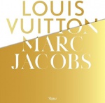 livro - Louis Vuitton / Marc Jacobs: In Association with the Musee des Arts Decoratifs - Pamela Golbin - Rizzoli - 2012 - idioma inglês - 308 p. - capa dura com sobrecapa e parte interna novo - livro lacrado - (30x26,5)cm.