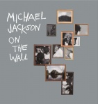 livro - Michael Jackson: On the Wall - Nicholas Cullinan - National Portrait Gallery - 2018 - idioma inglês - 252 p. - capa dura e parte interna novo - livro lacrado - (29x28,5)cm.