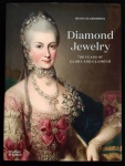 livro - Diamond Jewelry: 700 Years of Glory and Glamour - Diana Scarisbrick - Thames & Hudson - 2019 - idioma inglês - 256 p. -  capa dura com sobrecapa e parte interna em excelente estado de conservação - (31X23,5)cm.
