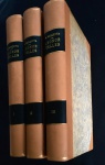 livro - Leonor Telles por Marcellino Mesquita - romance histórico ilustrado a cores por Manuel de Macedo e Roque Gameiro - Secção Editorial de A Editora - 1904-1905 - 3 volumes (652+ 678+701) p. - encadernação antiga com dorso e cantos em couro - parte interna com as folhas amareladas - (27,5X20)cm.