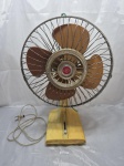 FAET - Antigo ventilador Jubileu 50. Funcionando, porém necessita de restauro em sua estrutura..