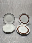 Lote de 6 pratos de sobremesa em porcelana, sendo 3 de cada modelo. Medindo o maior 18,5cm de diâmetro. Peças com desgaste.