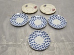 Lote de 6 pires de café diversos em porcelana. Medindo o maior 11,5cm de diâmetro.