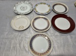 Lote de 7 pratos de sobremesa em porcelana, marcas e modelos diversos. Medindo o maior 19,5cm de diâmetro.