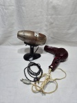 Lote de 2 secadores de cabelo, sendo um vintage, ambos funcionando.