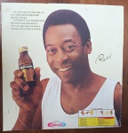 Propaganda Vintage Taff Man-E Yakult com Pelé (Versão Página Ampliada)