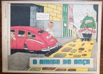Página Original de Charge Vintage - O Amigo da Onça (Péricles) - Ano 1946Descrição:Raríssima e histórica página avulsa original contendo a célebre charge "O Amigo da Onça", criada pelo genial cartunista Péricles de Andrade Maranhão. Publicada originalmente na Revista O Cruzeiro em 14 de setembro de 1946, esta peça traz o clássico personagem em uma situação com teor cômico e automobilístico de época ("Pode sair com o carro..."), com placas e detalhes datados de 1946. Item autêntico e genuíno da década de 1940, ideal para colecionadores de quadrinhos nacionais, entusiastas de ilustrações automotivas retrô ou para projetos de enquadramento decorativo vintage de alto nível.