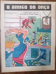 Página Original de Charge Vintage - O Amigo da Onça (Péricles) - Temática Televisão / CozinhaDescrição: Rara e divertida página avulsa original contendo a célebre charge "O Amigo da Onça", criada pelo genial cartunista Péricles de Andrade Maranhão. A cena ilustra uma dona de casa em uma cozinha caótica tentando acompanhar uma receita transmitida por um aparelho de televisão antigo, enquanto o personagem na tela dispara a ironia: "- A continuação desta receita darei na próxima semana.". Item autêntico e genuíno da era de ouro da Revista O Cruzeiro, ideal para colecionadores de quadrinhos nacionais, entusiastas da história da TV no Brasil ou para projetos de enquadramento decorativo de cozinhas e áreas gourmet vintage. Produto em papel (não é cópia ou reprodução).