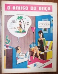 Página Original de Charge Vintage - O Amigo da Onça (Péricles) - Temática Sala de Estar / PensamentoDescrição: Rara e divertida página avulsa original contendo a célebre charge "O Amigo da Onça", criada pelo genial cartunista Péricles de Andrade Maranhão. A cena ilustra o protagonista sentado em uma poltrona de uma sala de estar enquanto conversa com uma bela mulher vestida de preto, que diz: "- Eu confio no Sr. porque o Sr. não me olha como os outros homens." Em contrapartida, o balão de pensamento do Amigo da Onça revela suas reais intenções, imaginando-a em uma ilha deserta com trajes de praia. Item autêntico e genuíno da era de ouro da Revista O Cruzeiro, ideal para colecionadores de quadrinhos nacionais, entusiastas do humor gráfico retrô ou para projetos de enquadramento decorativo vintage. Produto em papel (não é cópia ou reprodução).