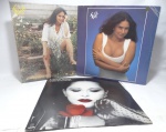 Disco de Vinil LP - Conjunto com 3 LPs, dos intérpretes Fafá de Belém e Maria Creuza, em bom estado.
