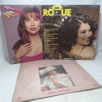 Disco de Vinil LP - Conjunto com 3 LPs, incluindo a novela Roque Santeiro e LPs de intérpretes diversos, em bom estado.