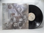 Disco de Vinil LP Importado - `XI`, com Omega, em bom estado.