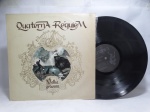 Disco de Vinil LP - `Velha Gravura`, com Quaterna Requiem, em bom estado.