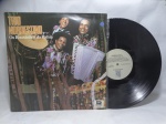 Disco de Vinil LP - `Os Rouxinhos da Bahia`, com Trio Nordestino, em bom estado.