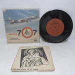 Compacto Vinil - Conjunto com 3 compactos diversos, em bom estado.