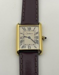 Relógio Cartier Tank Clássico  Elegância Atemporal, diâmetro 23mm