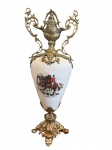 A caça da Raposa. Grande Ânfora Inglesa, com guarnição em bronze dourado. Uma joia da Antiguidade. Imponente, perfeita! Mede: 60x24 cm