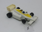 Brinquedo antigo Autorama estrela carrinho Williams Nelson piquet `1`, peça para restauração ou retiradas de peças possui pequenas avarias na carroceria. . Peça Antiga vendida no estado com marcas do tempo.Atenção! As peças são vendidas no estado de conservação em que foram adquiridas, portanto podem conter vícios ou defeitos ocultos não mencionados na descrição ou fotos, para ter certeza, questione todas suas dúvidas antes de efetuar os lances, eles são IRREVOGÁVEIS e IRRETRATÁVEIS! Leia os Termos e Condições e a caixa de informações do leilão em Home no site www.dubauantiguidades.com.br, dando ênfase nas Informações Importantes, ao efetuar o lance o arrematante concorda com Datas, Prazos e Regras da casa de leilões Du Baú Antiguidades. Muita atenção duvidas pelo Whatsapp 47 992305067.
