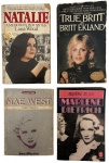 LIVROS RAROS CINEMA  - Conjunto com 4 edições vintage dedicadas a grandes estrelas de Hollywood e do cinema europeu, incluindo Natalie Wood (memória escrita por Lana Wood), Britt Ekland, Mae West e Marlene Dietrich. Obras de caráter autobiográfico e biográfico, publicadas em diferentes idiomas (inglês, português e francês), com capas originais da época. Exemplares com sinais naturais do tempo, preservando forte valor histórico, cultural e colecionável, especialmente para amantes de cinema clássico, cultura pop e memorabilia editorial. Medida do maior 17 x 11 cm.