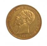 ITÁLIA 1851 - Moeda em ouro 22k, com efígie do rei Vittorio Emanuele II, datada de 1851, apresentando no reverso escudo coroado com ramos de louro e a inscrição L.20, indicando valor de 20 Lire. Peça histórica do antigo Reino da Sardenha/Itália, cunhada em ouro, com bom estado de conservação. Peso: 6,7 g. Este item não se encontra na galeria, e sim em posse do proprietário.