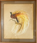 Quadro representando ave exótica sobre galho, com rica composição em tons terrosos, dourados e brancos, destacando a exuberante plumagem. Técnica mista aquarela sobre papel, assinada no campo inferior direito, protegida por vidro e emoldurada. Medida total: 68  80 cm.