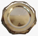 FRACALANZA - Bandeja em metal espessurado a prata com bordas trabalhadas. Medida: Diâmetro 33 cm. 