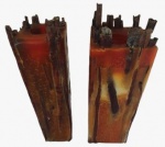Lote com 2 velas decorativas. Medida maior: Altura 40 cm e Diâmetro 8 cm.