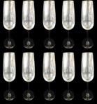Lote com dez tacas em fino cristal com aste na tonalidade preta para champanhe. Medida: Altura 23 cm e Diâmetro 4 cm. 