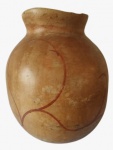 Vaso em cerâmica pintado artesanalmente. Medida: altura 33 cm diâmetro 28 cm. 