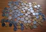 LOTE COM 126 MOEDAS BRASILEIRAS  49 MOEDAS DE 10 CENTAVOS JOSÉ BONIFÁCIO DOURADA DEC. 40 3 MOEDAS 50 CENTAVOS 1970 4 MOEDAS 20 CENTAVOS 1967 8 MOEDAS 10 CENTAVOS 1967-1970 5 MOEDAS 1 CENTAVO 1979 -1980 -1981-1982 -1984 6 MOEDAS 5 CENTAVOS 1980 - 1981 - 1983 -1984 3 MOEDAS 20 CENTAVOS 1984 8 MOEDAS 10 CENTAVOS 1981 - 1982 - 1983 10 MOEDAS 1 CRUZEIRO 1970 -1972 - 1975 2 MOEDAS 5 CRUZEIROS 1987 1 MOEDA 20 CENTAVOS 1986 3 MOEDAS 50 CENTAVOS 1986 - 1987 - 1988 24 MOEDAS 1 CRUZADO 1986 - 1987-1988 