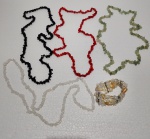 LOTE COM 5 COLARES ANTIGOS E 1 PULSEIRA