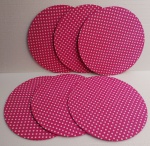 CONJUNTO COM 6 SOUSPLAT GRANDE - PLACAS COM REVESTIMENTO EM TECIDO - MEDINDO 35 CM CADA