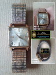 RELÓGIO RALCO - 25 RUBIS - CAIXA QUADRADA PLAQUÊ OURO 10 G. - AUTOMÁTICO - CALENDÁRIOS - 36 MM COM GARRAS - PULSEIRA ELÁSTICA - MODELO SUPER RARO - NÃO TESTADO - MARCAS DO TEMPO