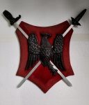 ANTIGO BRASÃO DECORATIVO PARA RESTAURO MEDIDA APROXIMADA 60 CM