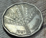  URUGUAY, 1981- 2 NUEVOS PESOS  , EXCELENTE MOEDA PARA ABRILHANTAR AINDA MAIS SUA COLEÇÃO. 