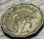  URUGUAY, 1976- 10 CENTESIMOS  , EXCELENTE MOEDA PARA ABRILHANTAR AINDA MAIS SUA COLEÇÃO. 
