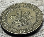   ALEMANHA 1950- 10 PFENNIG , EXCELENTE MOEDA PARA ABRILHANTAR AINDA MAIS SUA COLEÇÃO. 