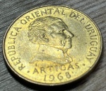  URUGUAY 1968-10 PESOS  , EXCELENTE MOEDA PARA ABRILHANTAR AINDA MAIS SUA COLEÇÃO. 