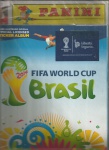 2014- ALBUM COPA DO MUNDO, CAPA MOLE. COM PROTETOR PLASTICO, COM 71 FIGURAS.