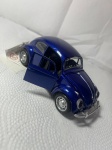MINIATURA NOVA COMO MOSTRA IMAGEM , MEDINDO 12 CM . FUSCA