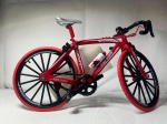MINIATURA NOVA COMO MOSTRA IMAGEM , MEDINDO 17CM X10CM ALTURA, BICICLETA