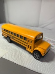 MINIATURA NOVA COMO MOSTRA IMAGEM , MEDINDO 14CM, SCHOOL BUS 