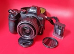 Câmera mirrorless Nikon Z5 com lente Nikkor 24-50mm f 4-6.3. Acompanham bateria original, filtro polarizador 52mm Vivitar e adaptador Nikon FTZ. Em ótimo estado de conservação. Único dono. Obs.: estudo permuta por lente teleobjetiva de 300 mm para cima.