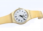 Vintage Fashion Luxo Coleção, Esportivo Relógio Swatch Swiss Branco, Edição 2009, Quartz, Funcionando. Medindo 33mm de diâmetro. Segundeiro Central. Todo original Swiss Made