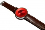 Fashion Coleção, Relógio Lambretta Quartz, Vermelho Brilhoso, medindo 37mm de diâmetro. Vidro Cristal. Segundeiro Central. Fundo em Aço de Pressão. Máquina Quartz Japan. Pulseira nova em couro.