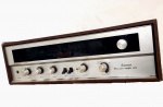 Vintage Som Antigo, SANSUI 210 Radio Am FM Stereo Tuner Amplifier, 110/ 220, medindo 43,5 x 28cm Funcionando, sem revisão recente