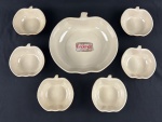 FIORI CERÂMICA ARTÍSTICA. Conjunto para sobremesa em cerâmica esmaltada na tonalidade caramelo, composto por 7 peças: 1 bowl grande e 6 tigelas individuais. Acondicionado em caixa original. Medidas: 4 x 13 x 13 cm e  6 x 26 x 26 cm.