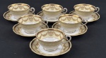 Noritake - Seis xicaras  para chá em porcelana japonesa na cor branca, esmaltado na cor creme, filetes e ricos detalhes em ouro.