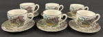 Enoch Wedgwood, Tunstall, Staffordshire – Inglaterra. Coleção Dickens Coaching Days. Seis xícaras de café em porcelana de excelente qualidade e renomadíssima manufatura inglesa, adornadas por riquíssimo trabalho representando clássica cena com cavalos.